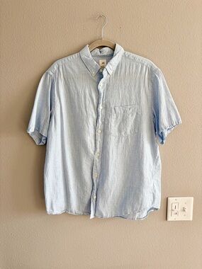 Men’s H&M Large Light Blue Short-Sleeve Button-Down